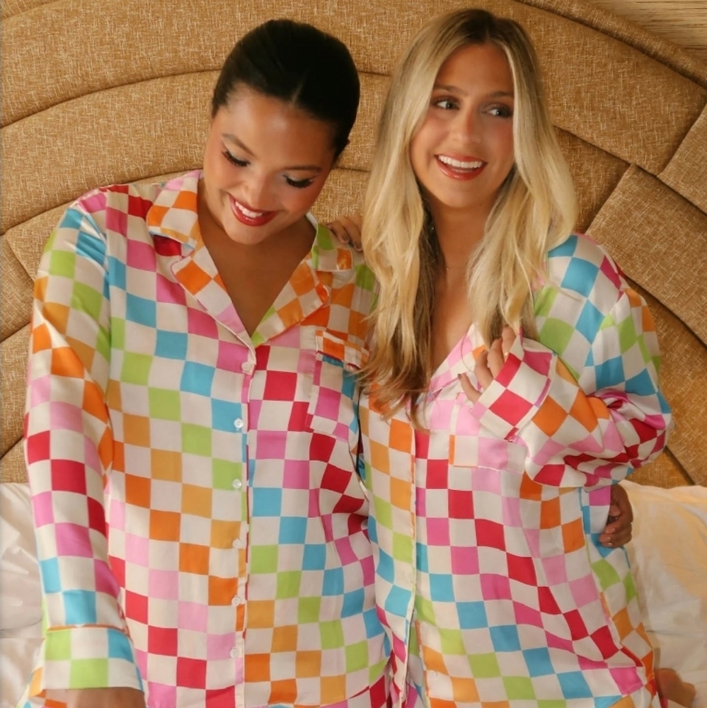 🌈 NEW! Show Me Your Mumu Checkered Rainbow Pajama Set, PJs Silky